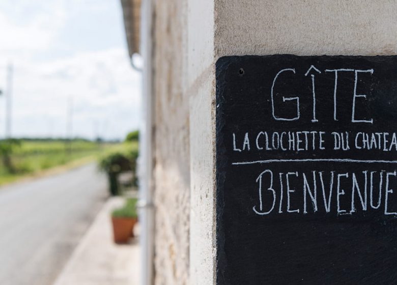 Château Carnay 的 Clochette – The Gite
